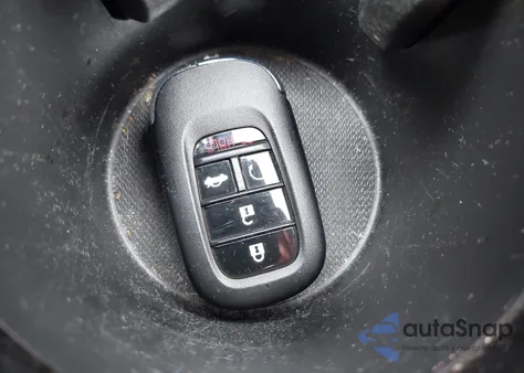 2023 Honda Civic Sport z USA, uszkodzony, nr VIN 2HGFE2F57PH557246